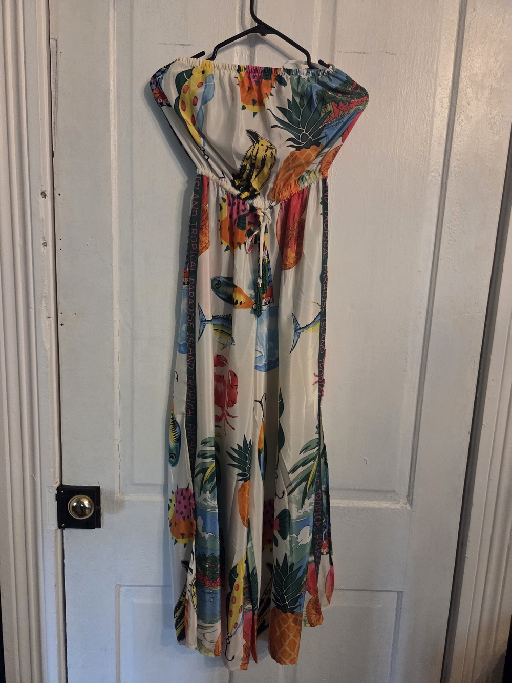 NWOT Strapless Tropical Print Romper